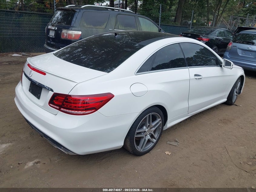 2017 MERCEDES-BENZ E 400 · Photo 4