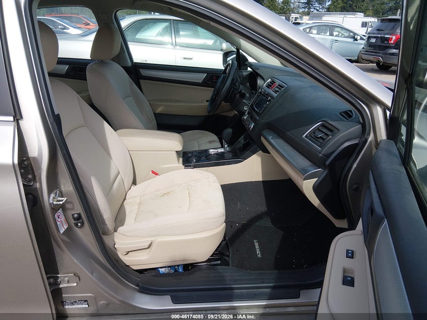 2019 SUBARU LEGACY auction photo 5