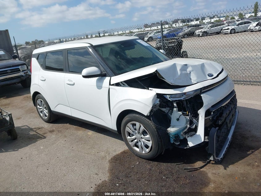 Vin: kndj23au8l7017089, lot: 46673946, kia soul lx 2020 img_1