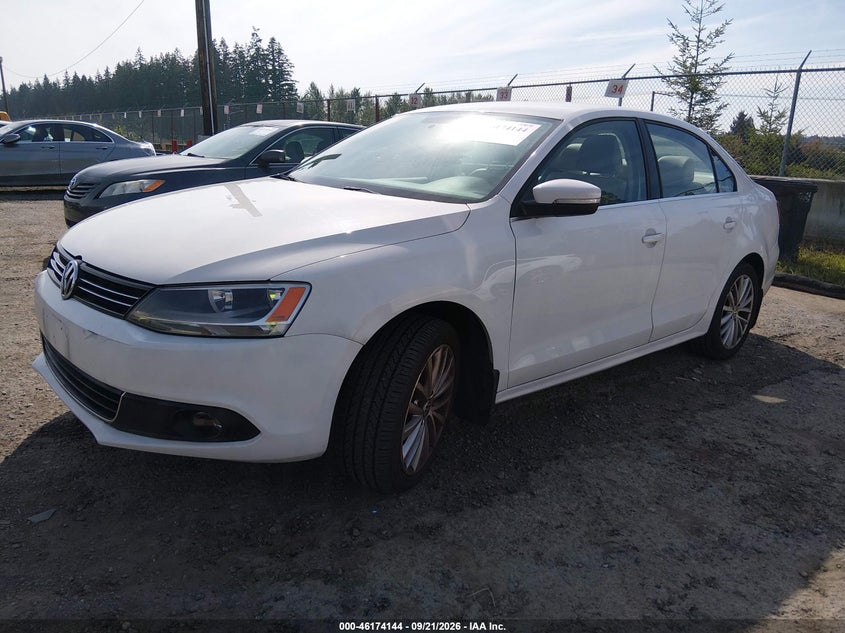 2011 Volkswagen Jetta, Обычный износ, IAAI, VIN 3VWLZ7AJXBM394770 — фото 2
