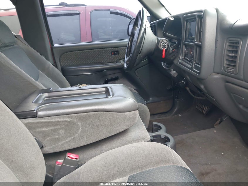 CHEVROLET AVALANCHE 1500 2004 VIN 3GNEC12T24G218959