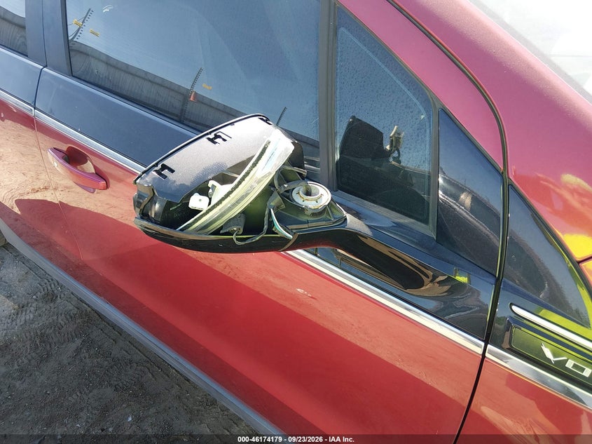 CHEVROLET VOLT 2012 VIN 1G1RD6E49CU102722