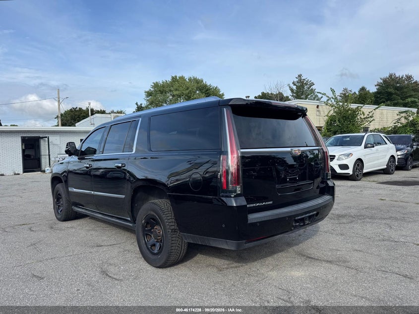 Фото 3 - CADILLAC ESCALADE ESV
