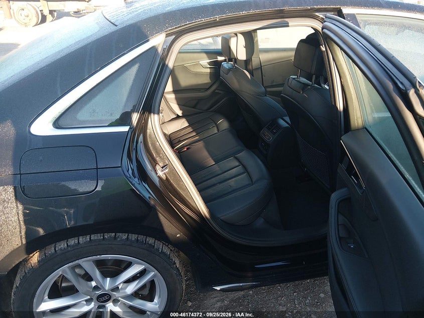 AUDI A4 - zdjęcie 8