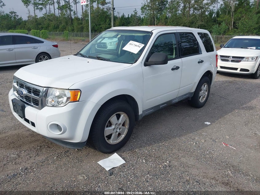 Vin: 1fmcu0c76akb00650, lot: 46674554, ford escape xls 20102