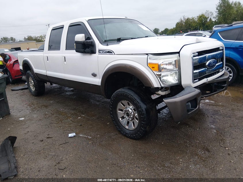 2016 FORD F-350 LARIAT