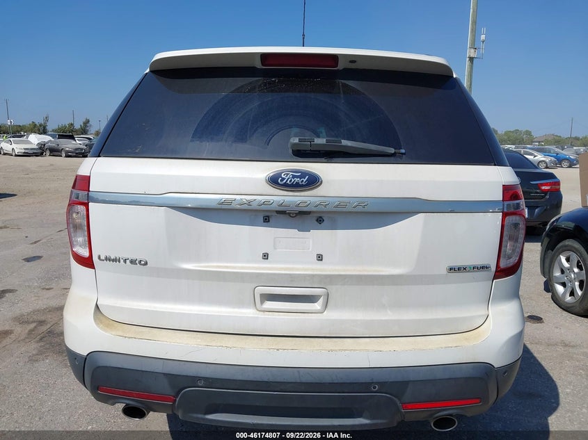 Photo 16 - FORD EXPLORER