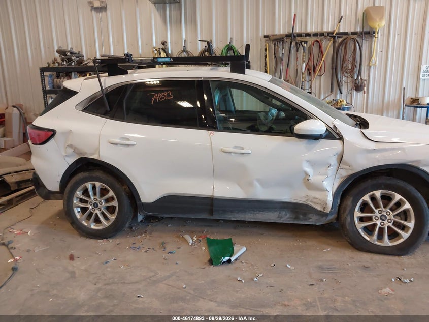FORD ESCAPE 2021 VIN 1FMCU9G60MUA70012