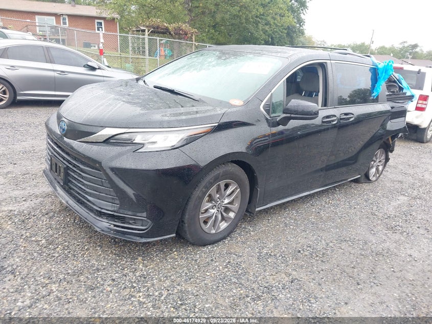 Vin: 5tdkrkec1ns130886, lot: 46674789, toyota sienna le 20222