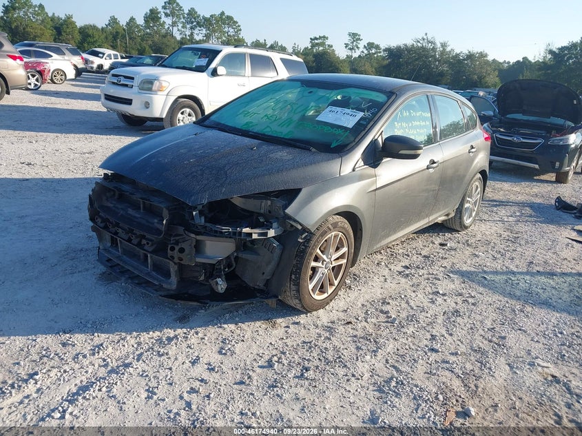 Vin: 1fadp3k22fl227782, lot: 46674800, ford focus se 20152