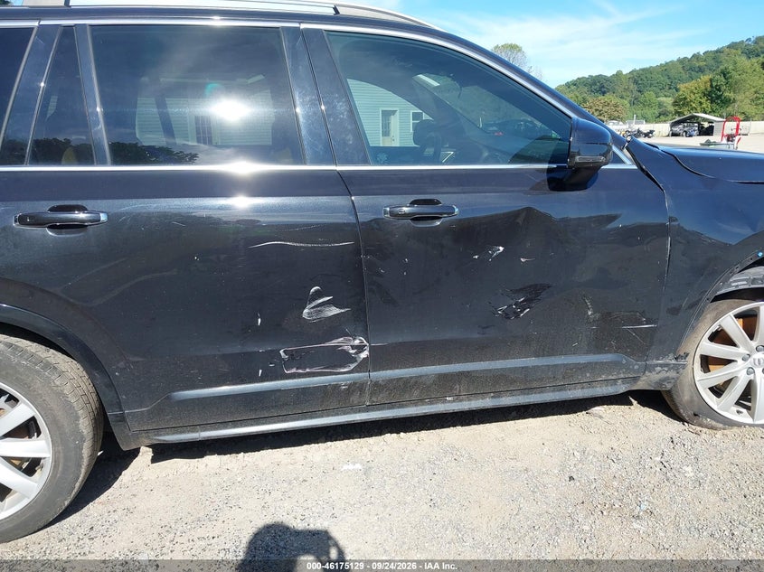 VOLVO XC90 - zdjęcie 18