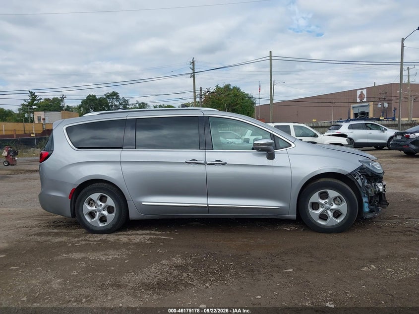 CHRYSLER PACIFICA - zdjęcie 13