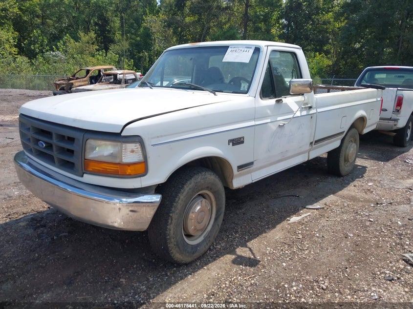 1997 Ford F250, Удар ззаду, IAAI, VIN 3FTHF25HXVMA62795 — фото 2