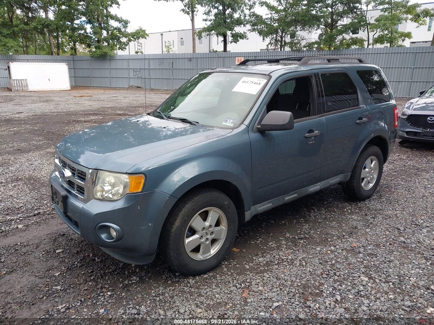 Vin: 1fmcu0d74bkc27705, lot: 46675328, ford escape xlt 20112