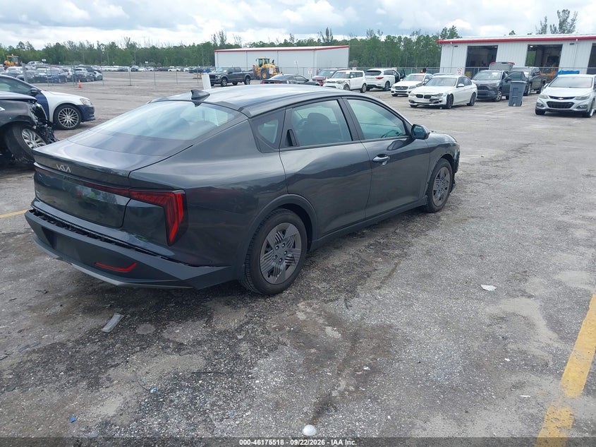 Vin: 3kpft4de9se040652, lot: 46675378, kia k4 lx 20254