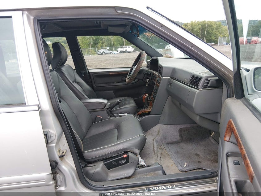 VOLVO S90 1998 VIN YV1KS9600W1140433
