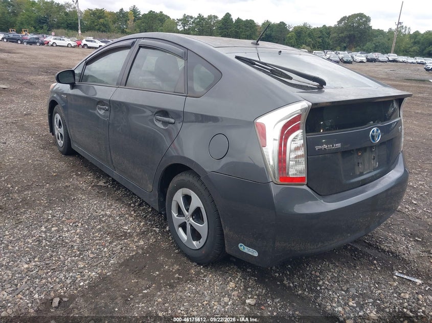 Vin: jtdkn3du2d1640929, lot: 46675472, toyota prius two 20133