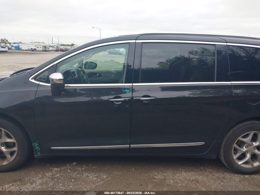 CHRYSLER PACIFICA - zdjęcie 15