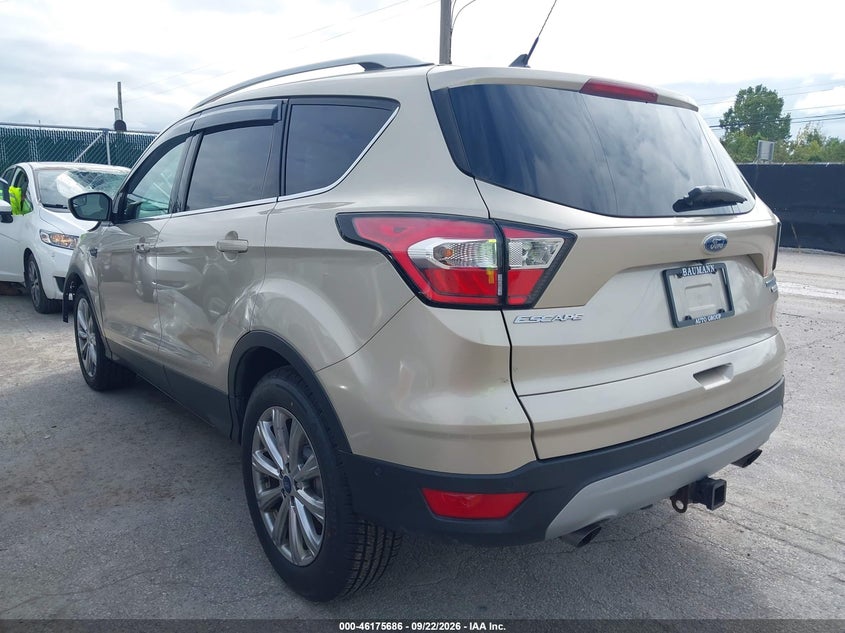 Vin: 1fmcu0j98juc85924, lot: 46675546, ford escape titanium 20183