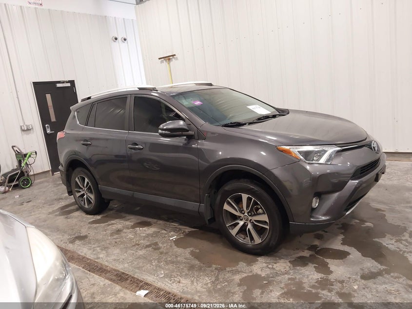 TOYOTA RAV4 - zdjęcie 13
