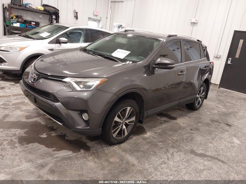 TOYOTA RAV4 - zdjęcie 2