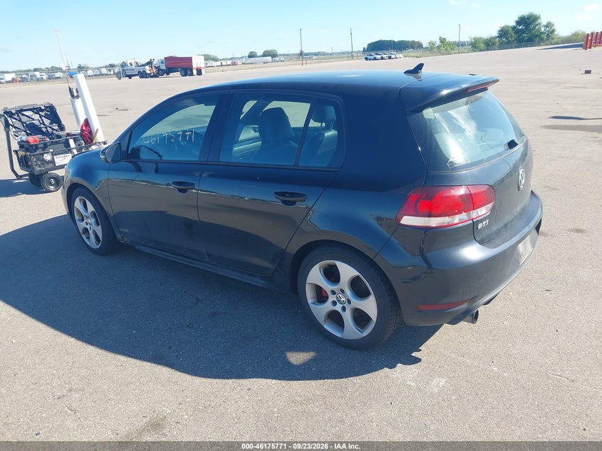 2010 VOLKSWAGEN GTI 4-DOOR · Фото 3
