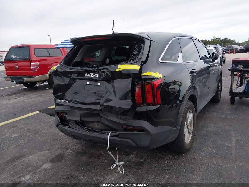 2023 KIA SORENTO LX · Фото 6