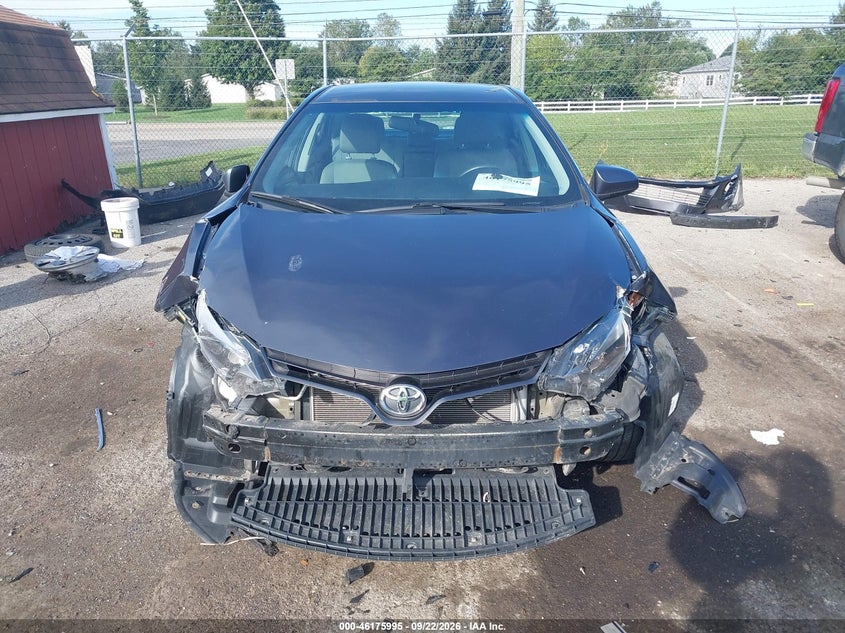 TOYOTA COROLLA - zdjęcie 12