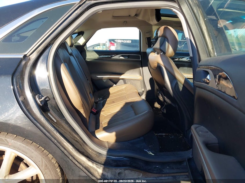 2016 LINCOLN MKZ auction photo 8