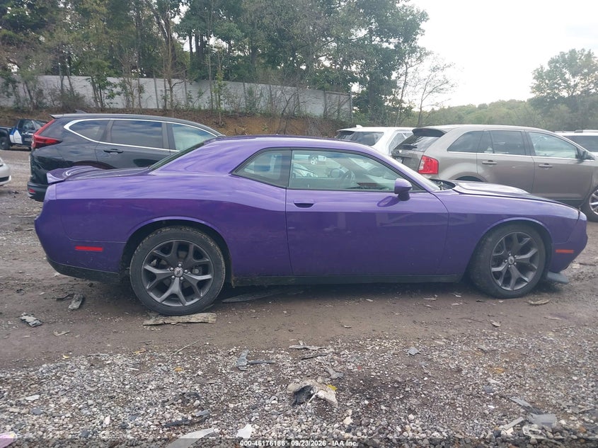DODGE CHALLENGER - zdjęcie 13