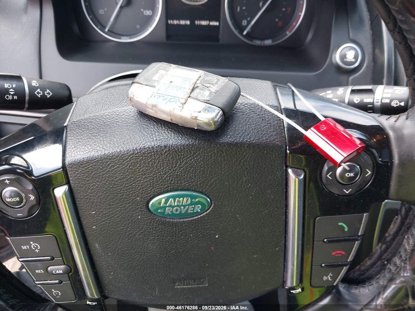 2013 LAND ROVER LR2 · Фото 11