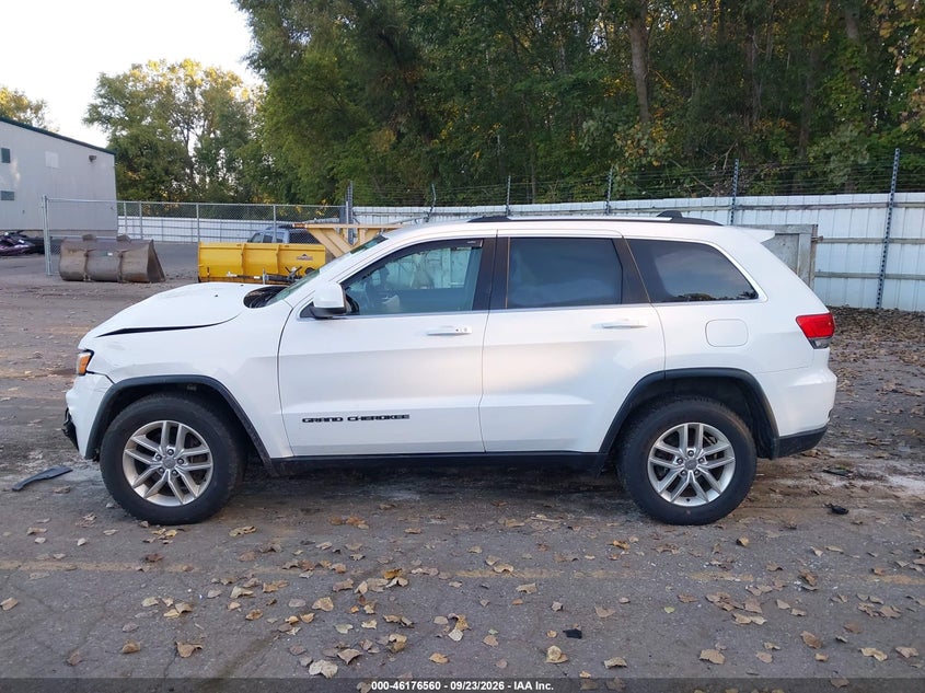 JEEP GRAND CHEROKEE - zdjęcie 14