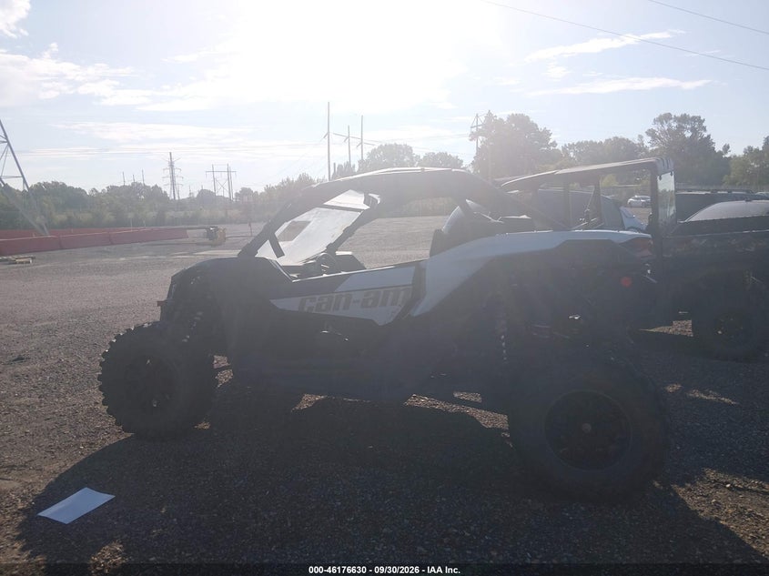 CAN-AM MAVERICK X3 2023