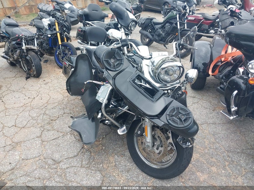 2016 Harley-Davidson FLHR Road King