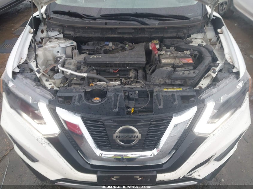 2017 NISSAN ROGUE SV · Фото 10
