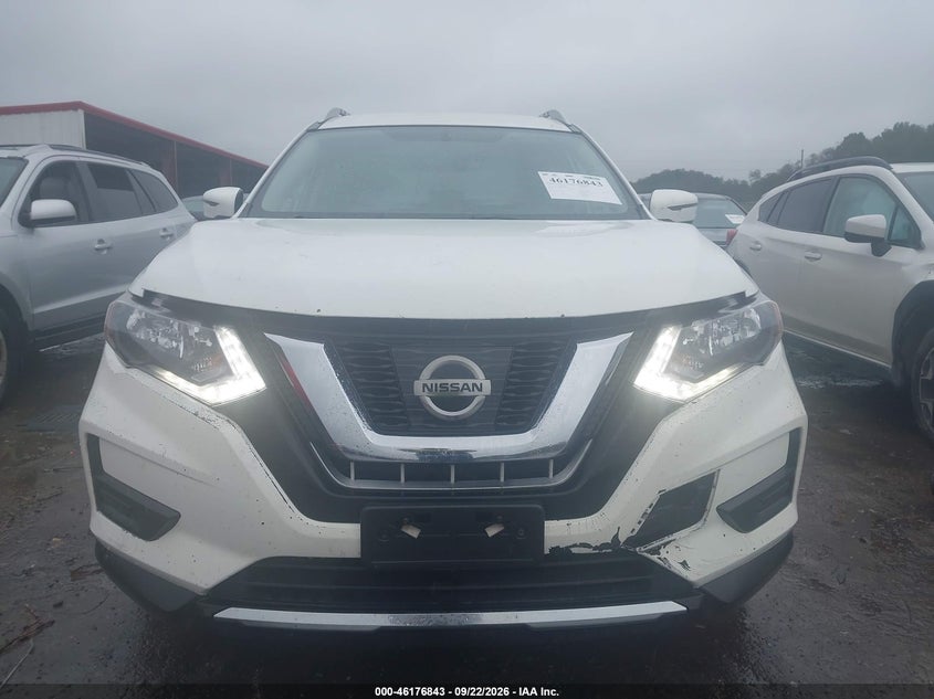 2017 NISSAN ROGUE SV · Фото 12