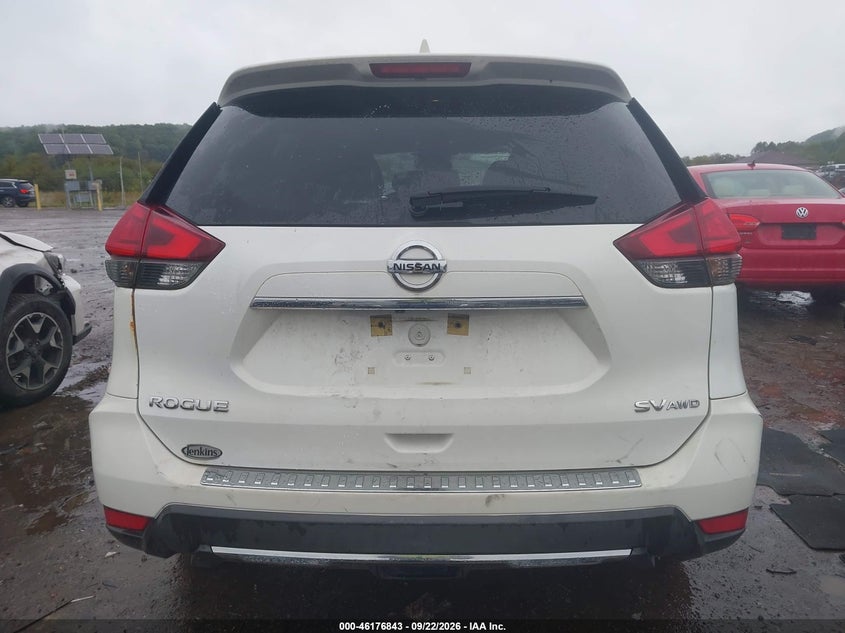 2017 NISSAN ROGUE SV · Фото 16