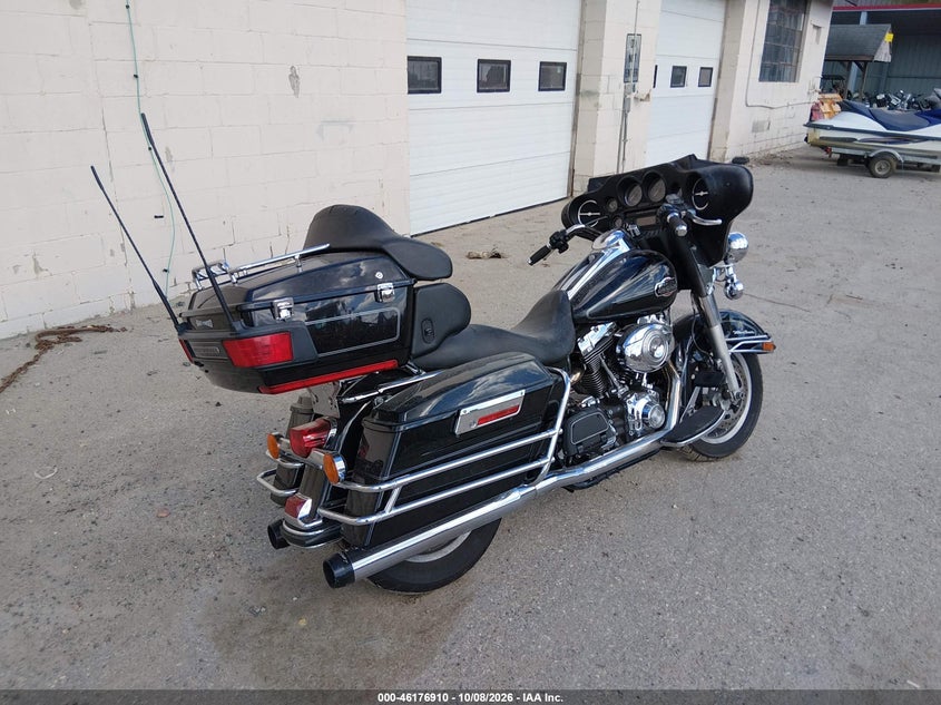 HARLEY-DAVIDSON FLHTCUI 2008