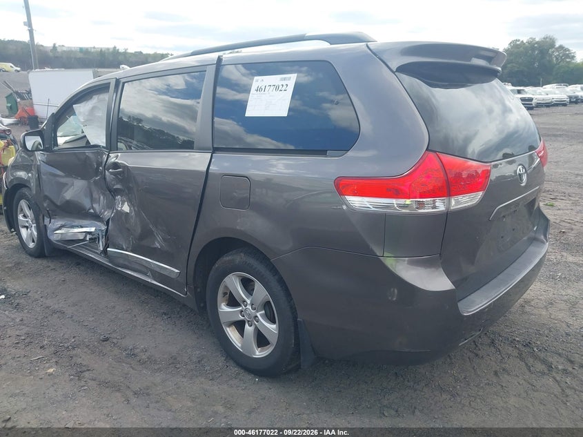 Vin: 05tdkk3dc4es84171, lot: 46676882, toyota sienna le 20143