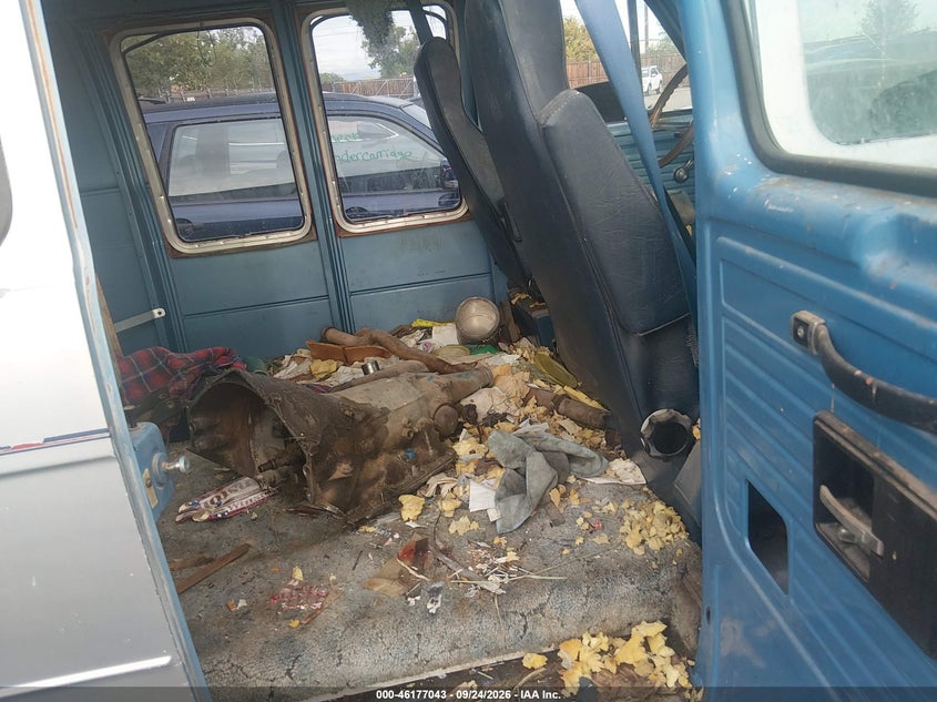 CHEVROLET VAN 1986 VIN 1GCEG25H5G7101435