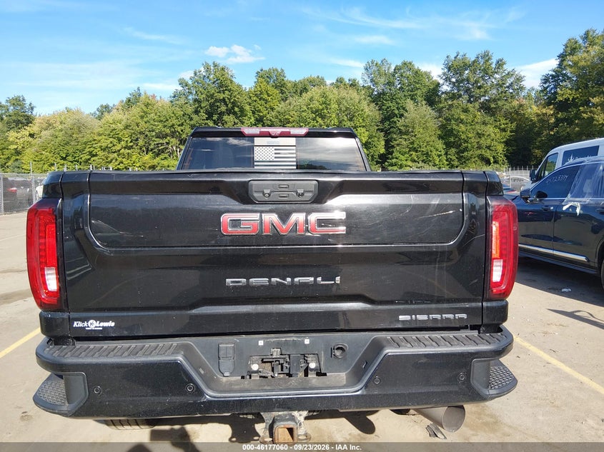 2022 GMC SIERRA 2500HD DENALI · Фото 16