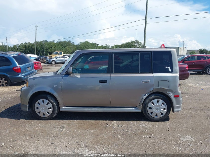 صورة 14 - SCION XB