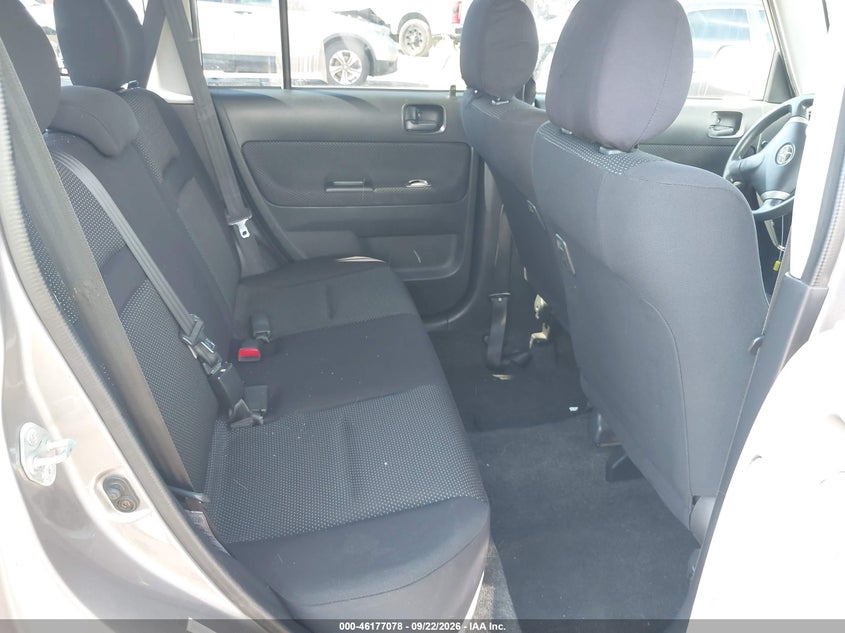 SCION XB 2004 VIN JTLKT324240169206