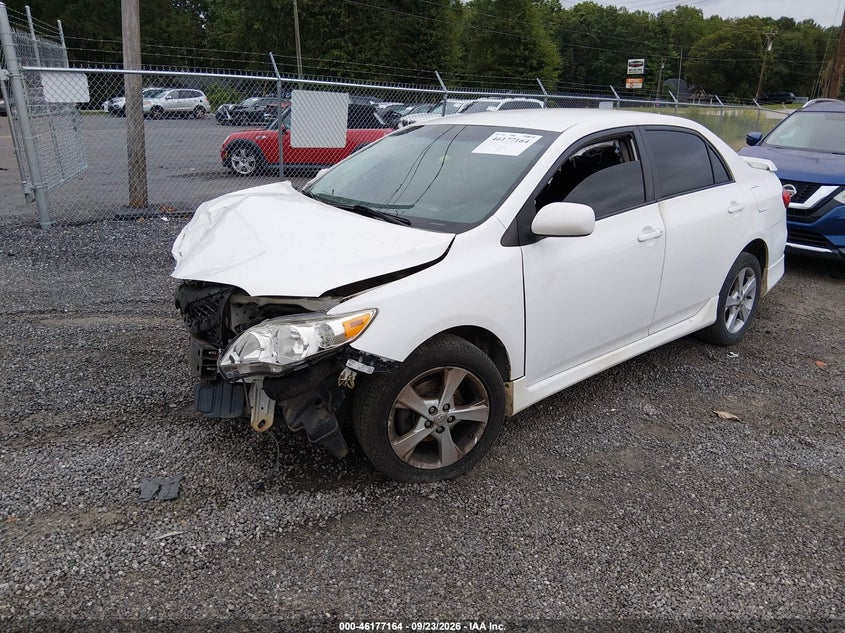 Vin: 2t1bu4ee0bc564832, lot: 46677024, toyota corolla s 20112