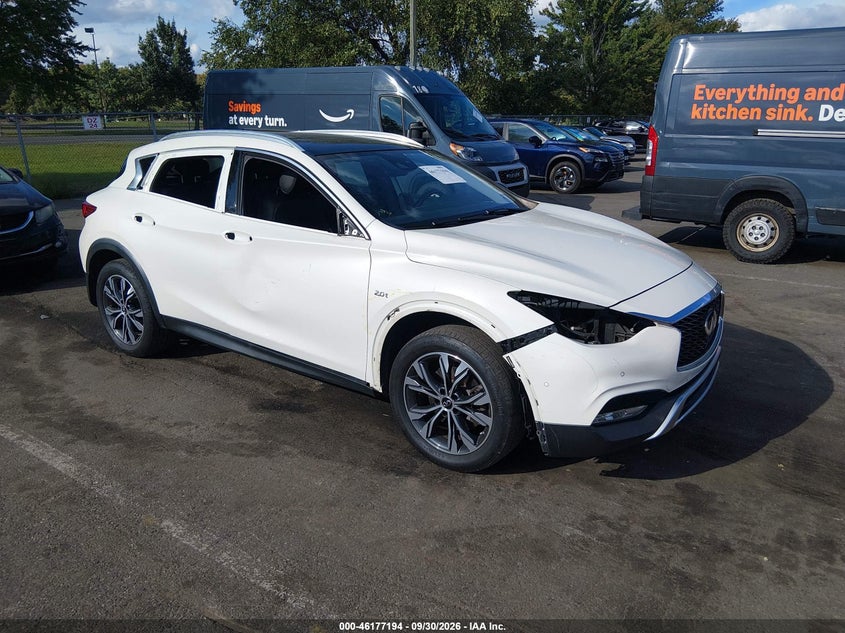 Vin: sjkch5cr3ha021652, lot: 46677054, infiniti qx30 premium 2017 img_1