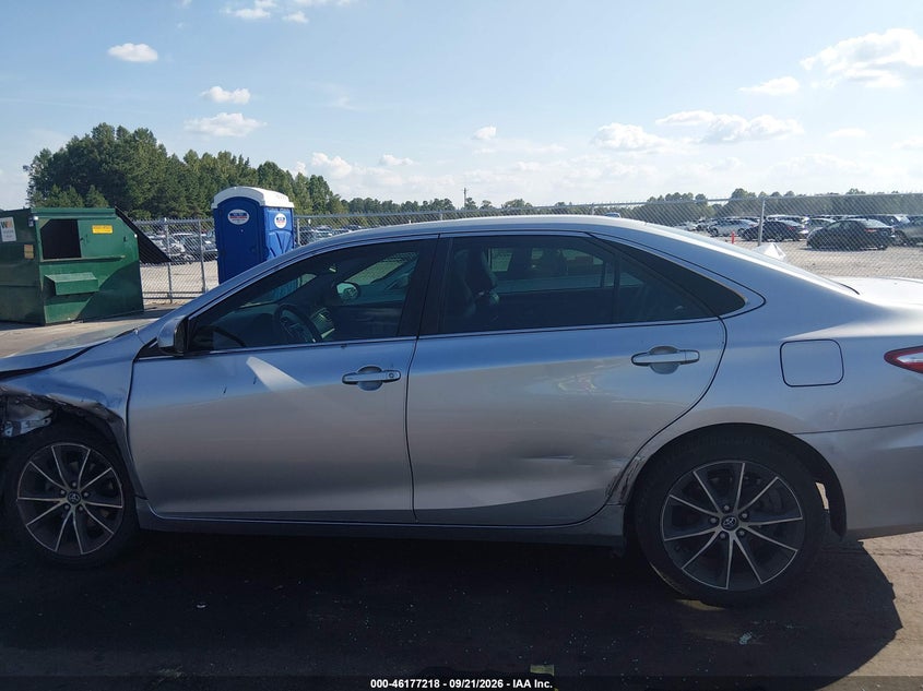 TOYOTA CAMRY - zdjęcie 14