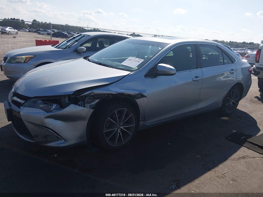 TOYOTA CAMRY - zdjęcie 2