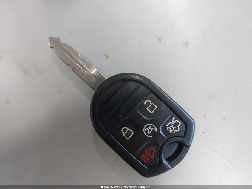 FORD TAURUS 2013 VIN 1FAHP2E82DG102797