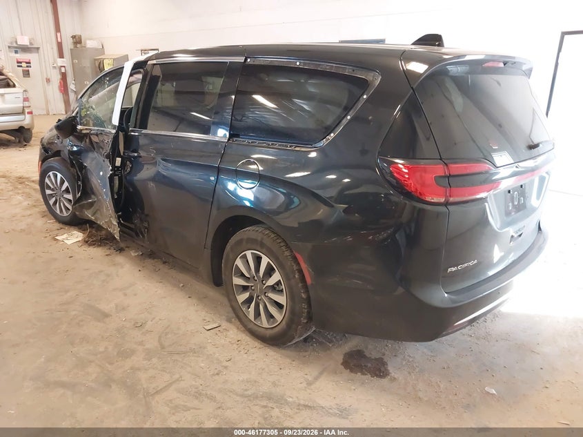 Vin: 2c4rc1l72pr611807, lot: 46677164, chrysler pacifica hybrid touring l 20233