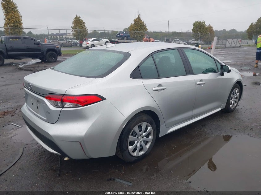 TOYOTA COROLLA - zdjęcie 4